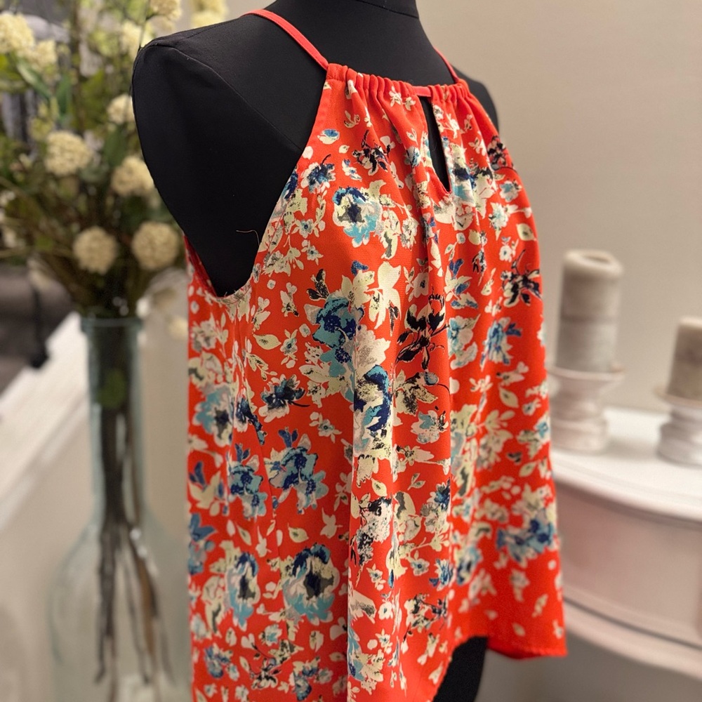 Collective Concepts Red and Blue Floral Camisole - Picture 3 of 4